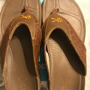 kuru mens flip flops